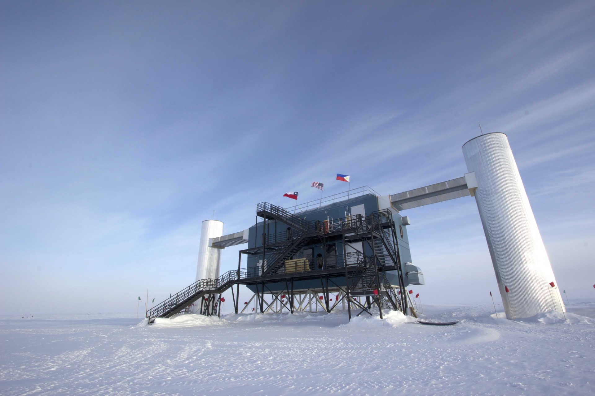 Zum Artikel "Durchbruch des Jahres – Astrophysiker für Nachweis kosmischer Neutrinos geehrt"