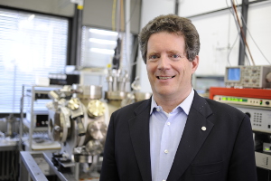 Zum Artikel "Prof. Dr. Steinrück zum Fellow der American Association for the Advancement of Science ernannt"
