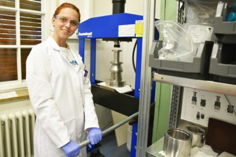 Tanja Manninger im Labor